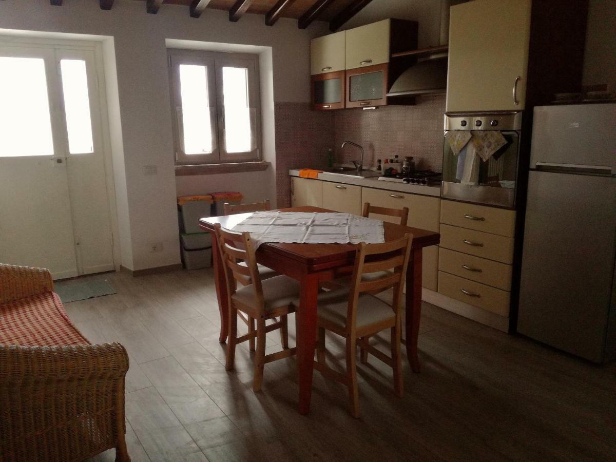 La Casetta Della Letizia Colle  Exterior foto